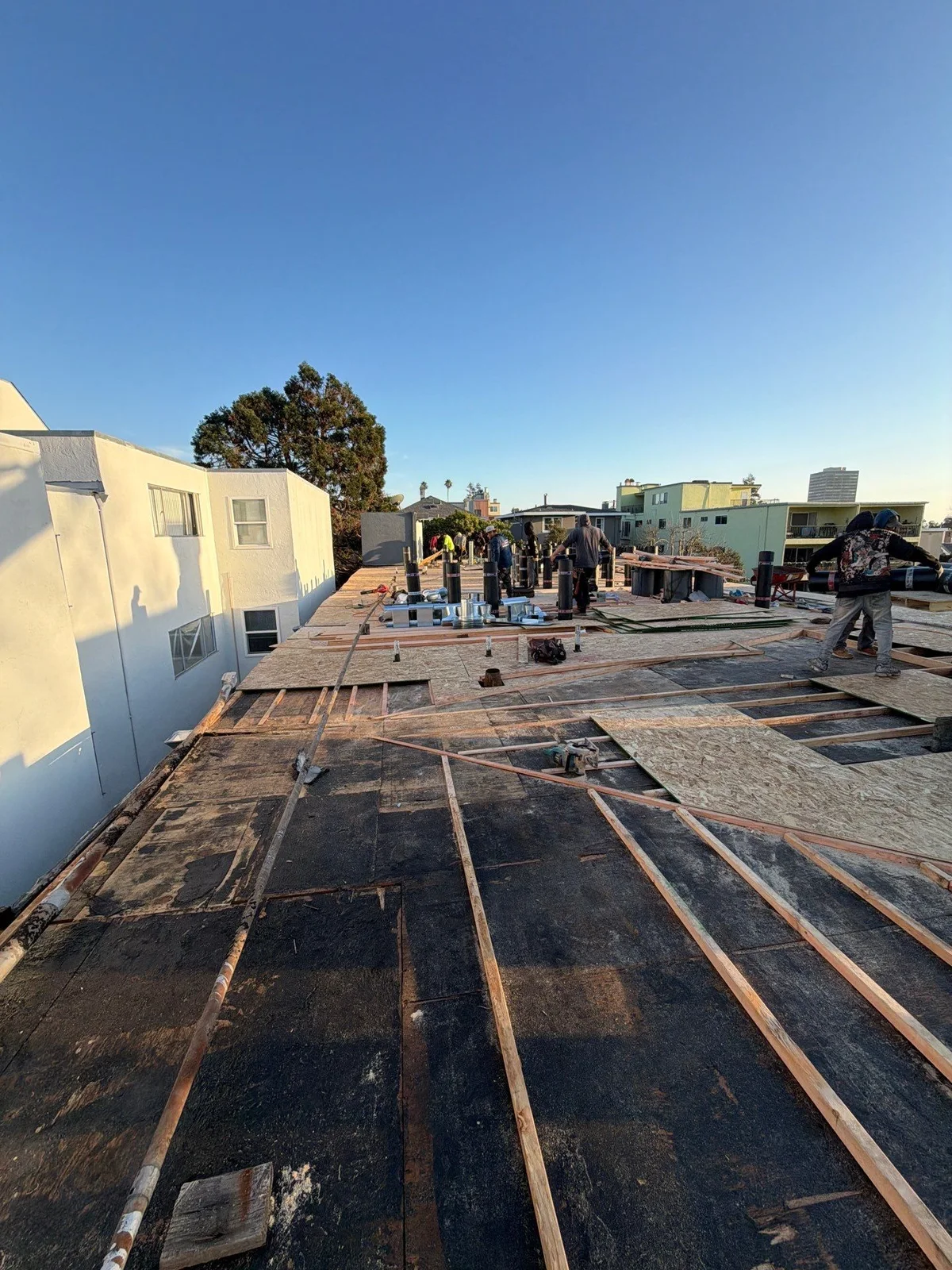 Flat Roof Repair: 9 Warning Signs, Best Fixes, — roofing field note in Oakland