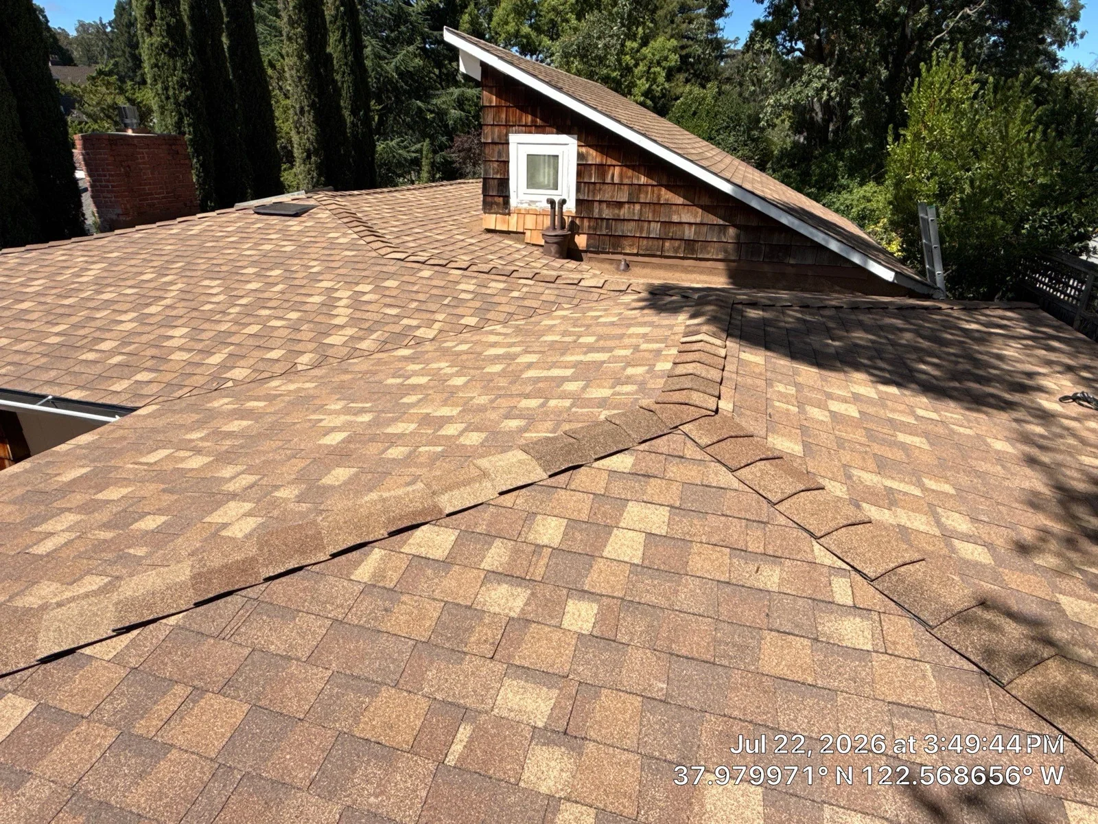 Roof replacement Field Note Image — San Anselmo, CA Image accompanying a ROOF EXPRESS Field Note about roof replacement for San Anselmo, California.