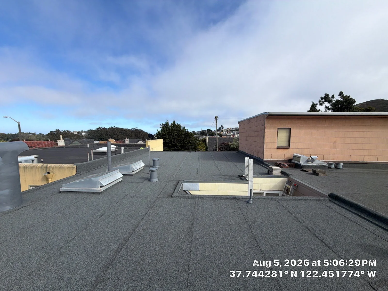 Roof replacement Field Note Image — San Francisco, CA Image accompanying a ROOF EXPRESS Field Note about roof replacement for San Francisco, California.