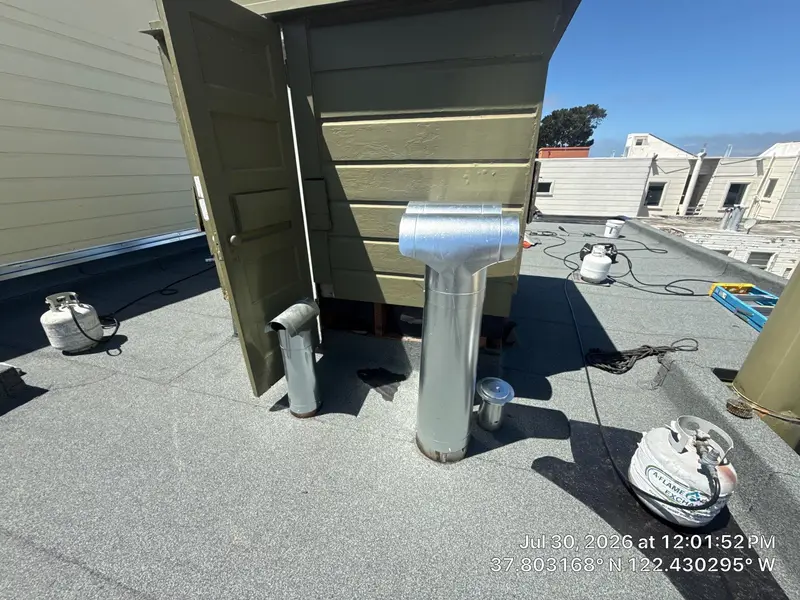 ROOF EXPRESS roofing crew job photo in San Francisco, CA (Jul 2026)