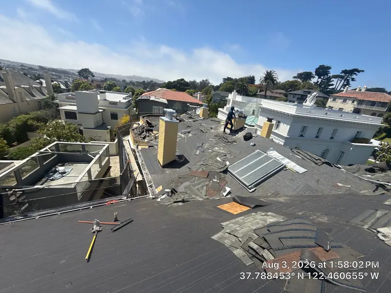 ROOF EXPRESS roofing crew job photo in San Francisco, CA (Aug 2026)