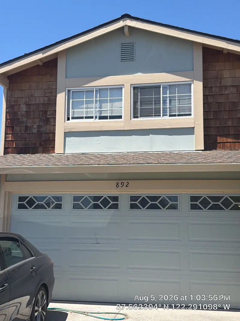 ROOF EXPRESS roofing crew job photo in San Mateo, CA (Aug 2026)
