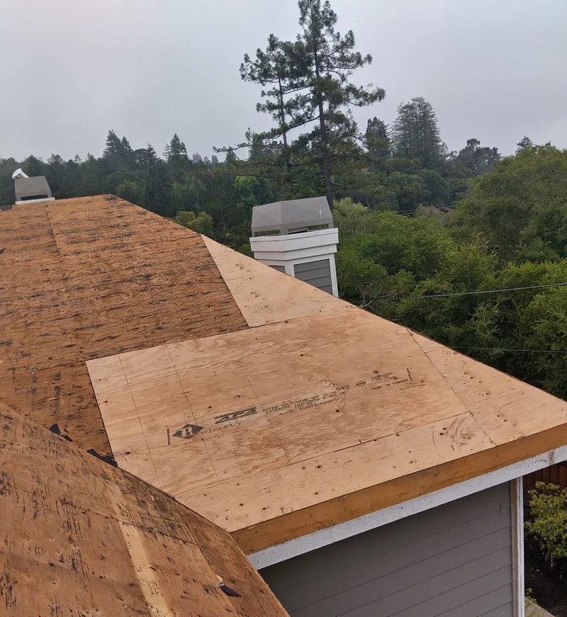 Roof replacement Project Photo — Orinda, CA ROOF EXPRESS photo from a roof replacement project in Orinda, California.